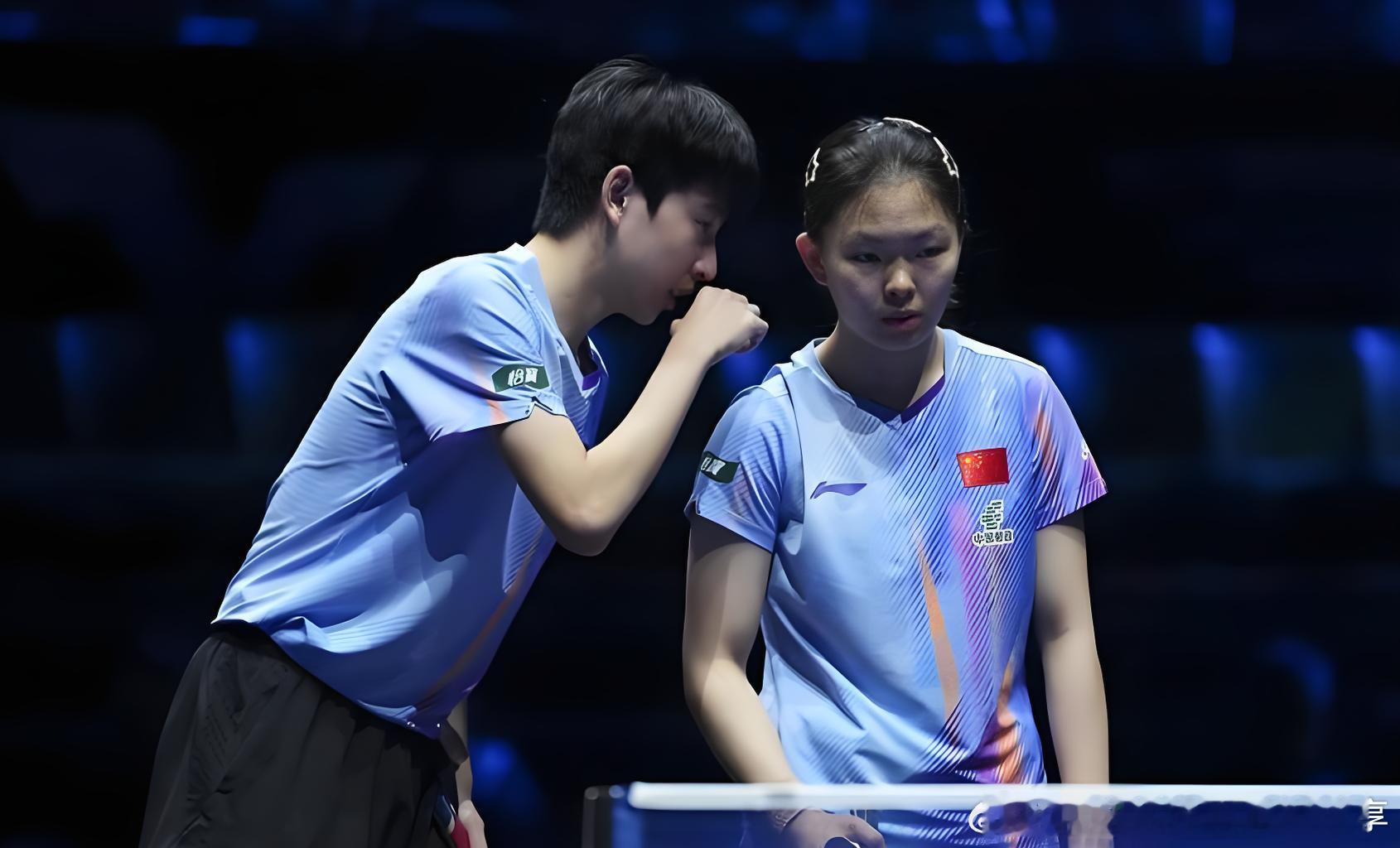 北京时间4月19日凌晨，WTT青少年球星挑战赛梅斯站混双决赛中，中国小将李和宸/