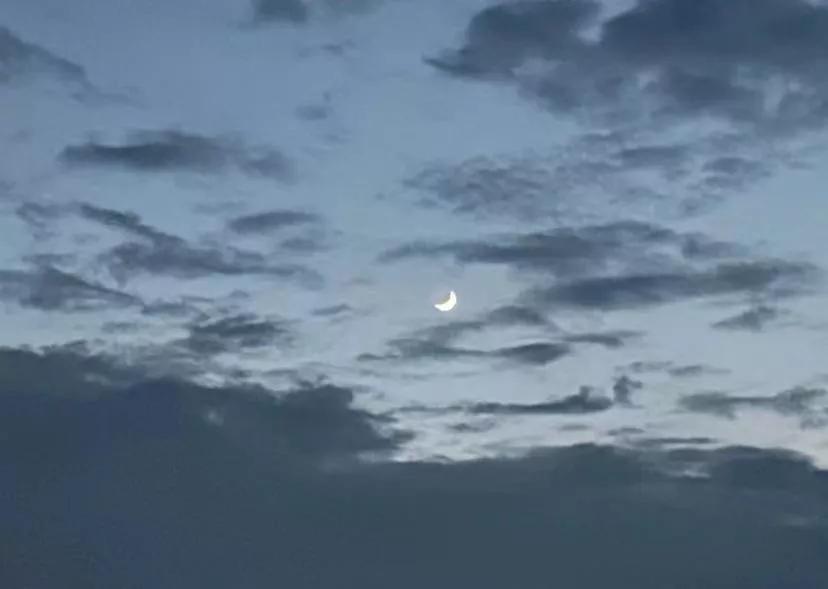 工作后存了钱去西北转了一圈，原来旅游并没有我想象的那么美好，甚至枯燥，在旅游业日