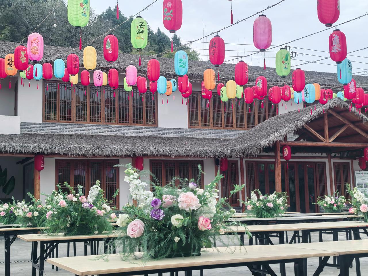 性格会决定人生吗性格不能完全决定人生，但会很大程度影响你这辈子的路怎么走、过得怎