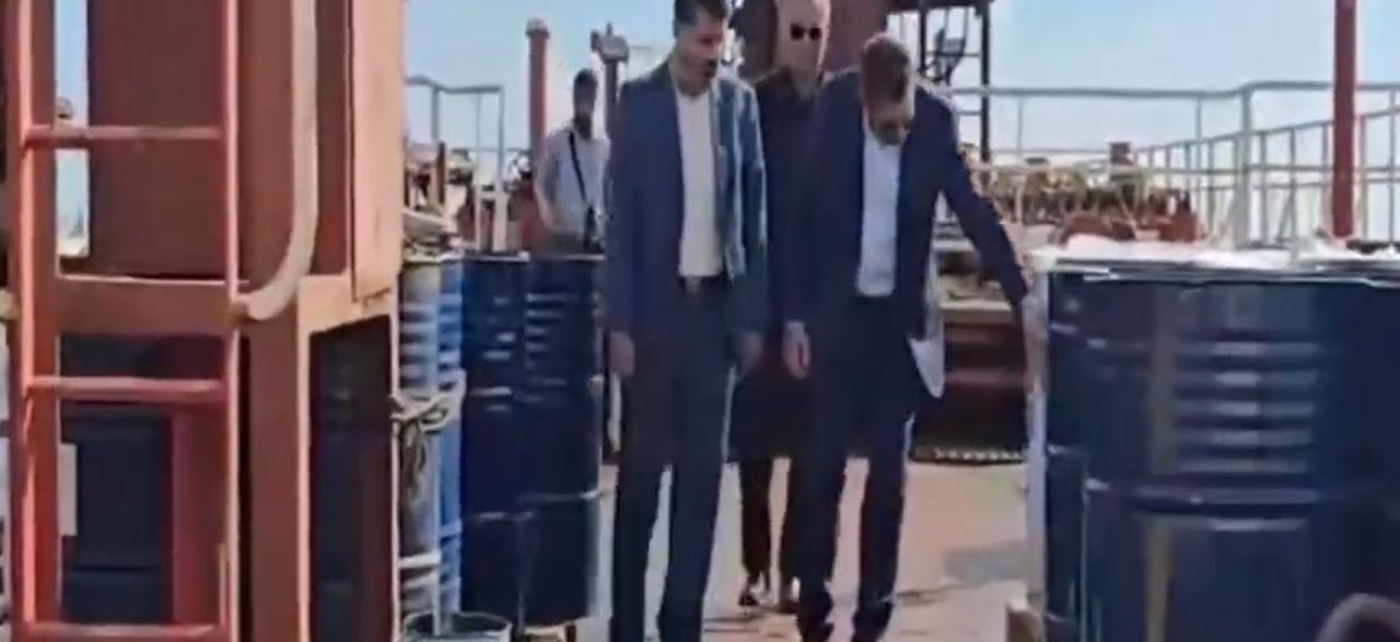 美军扣押一艘巨型油轮后，中方火速发出严厉警告，果不其然白宫很快收到噩耗！
最近