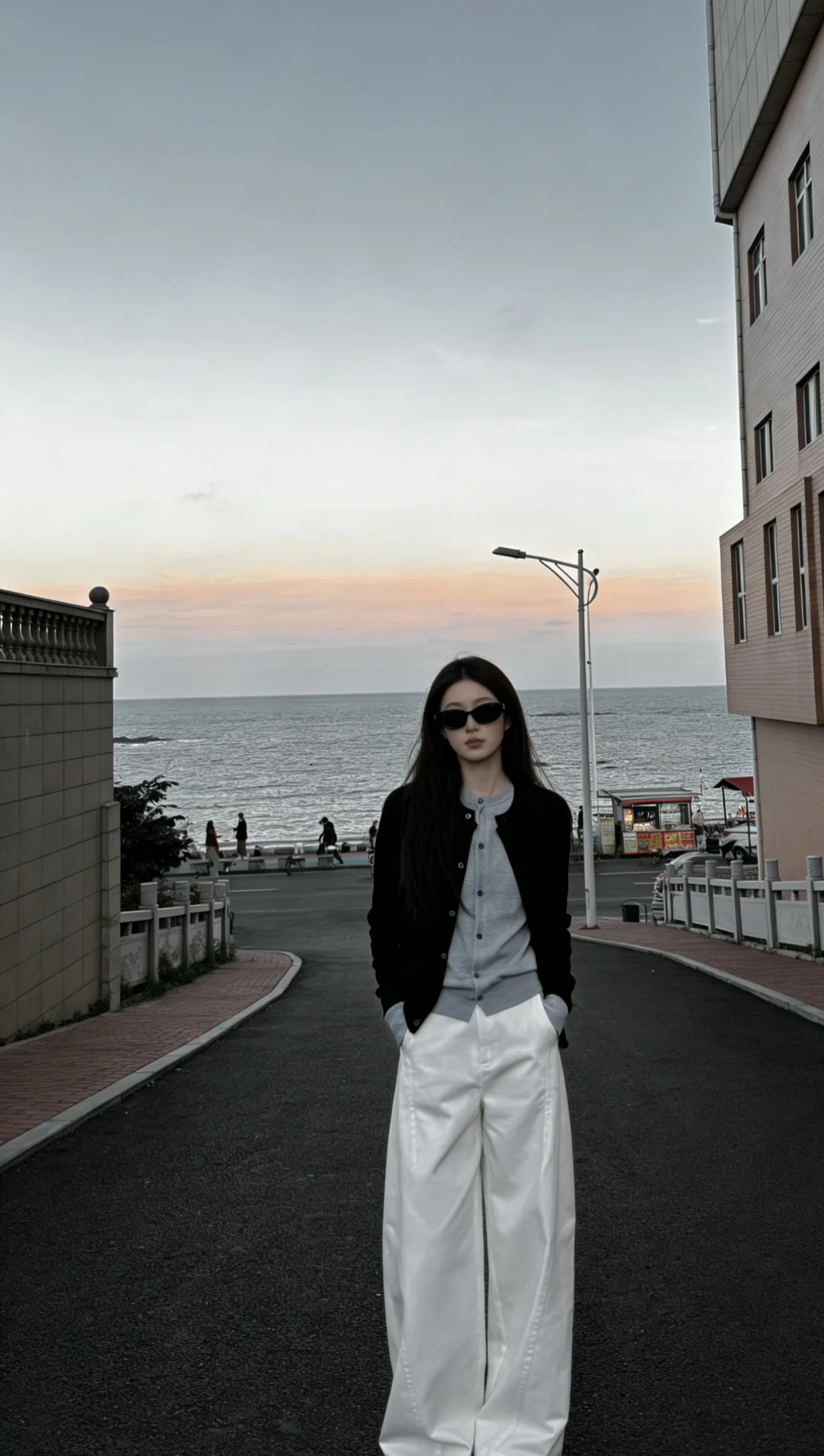 简约穿搭｜黑与白的碰撞