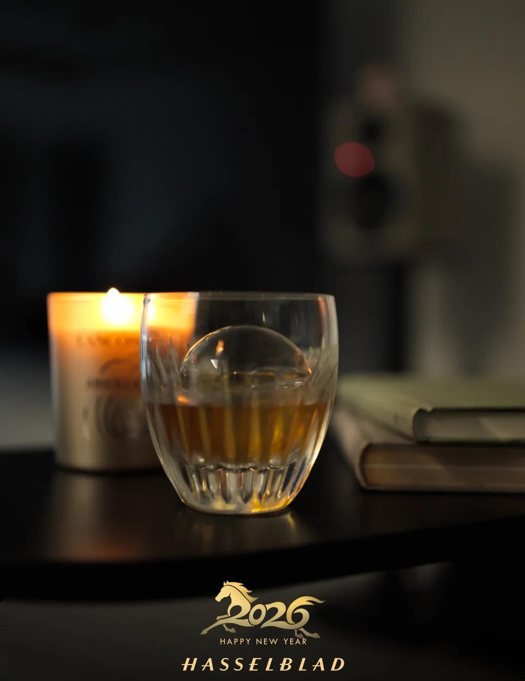 馬年的第一杯酒。
敬自己。
首先，放自己一馬，
其二，繼續優化自己的人生結構。