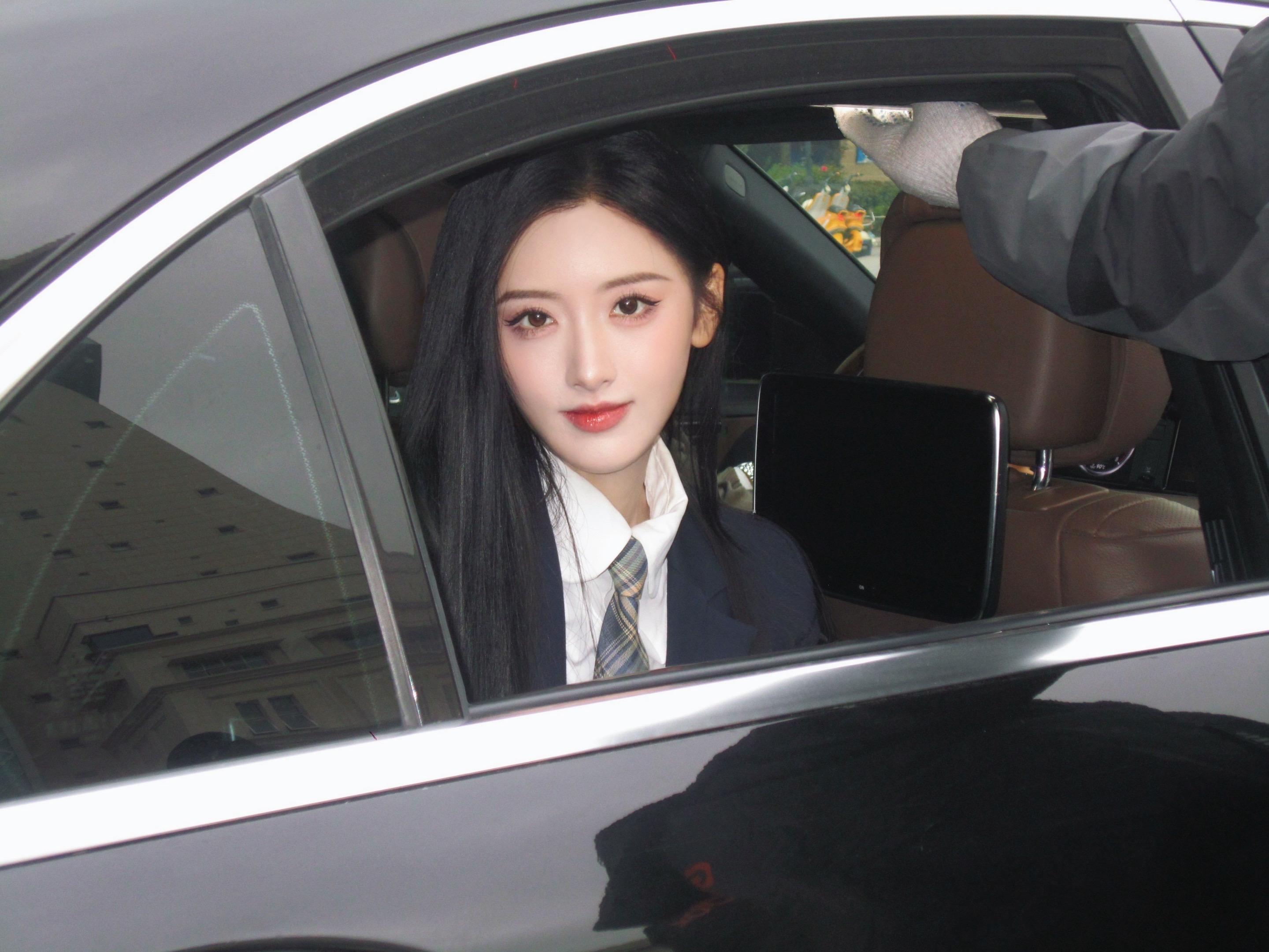 小时候看终极一班的我们长大了 你说是吧 男主哥