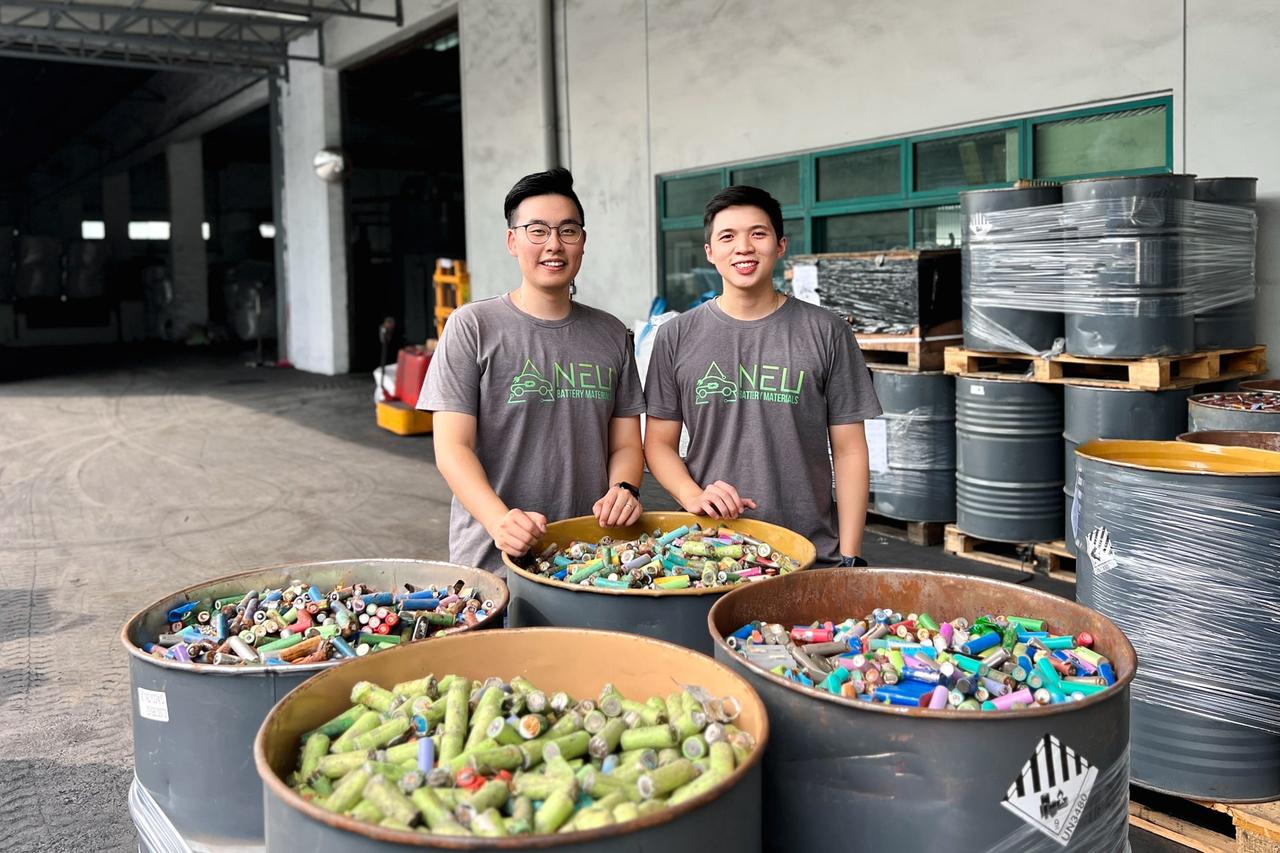 咱们还在为电动车价格战打得头破血流时，新加坡人已经盯上了一个更聪明的生意：回收电