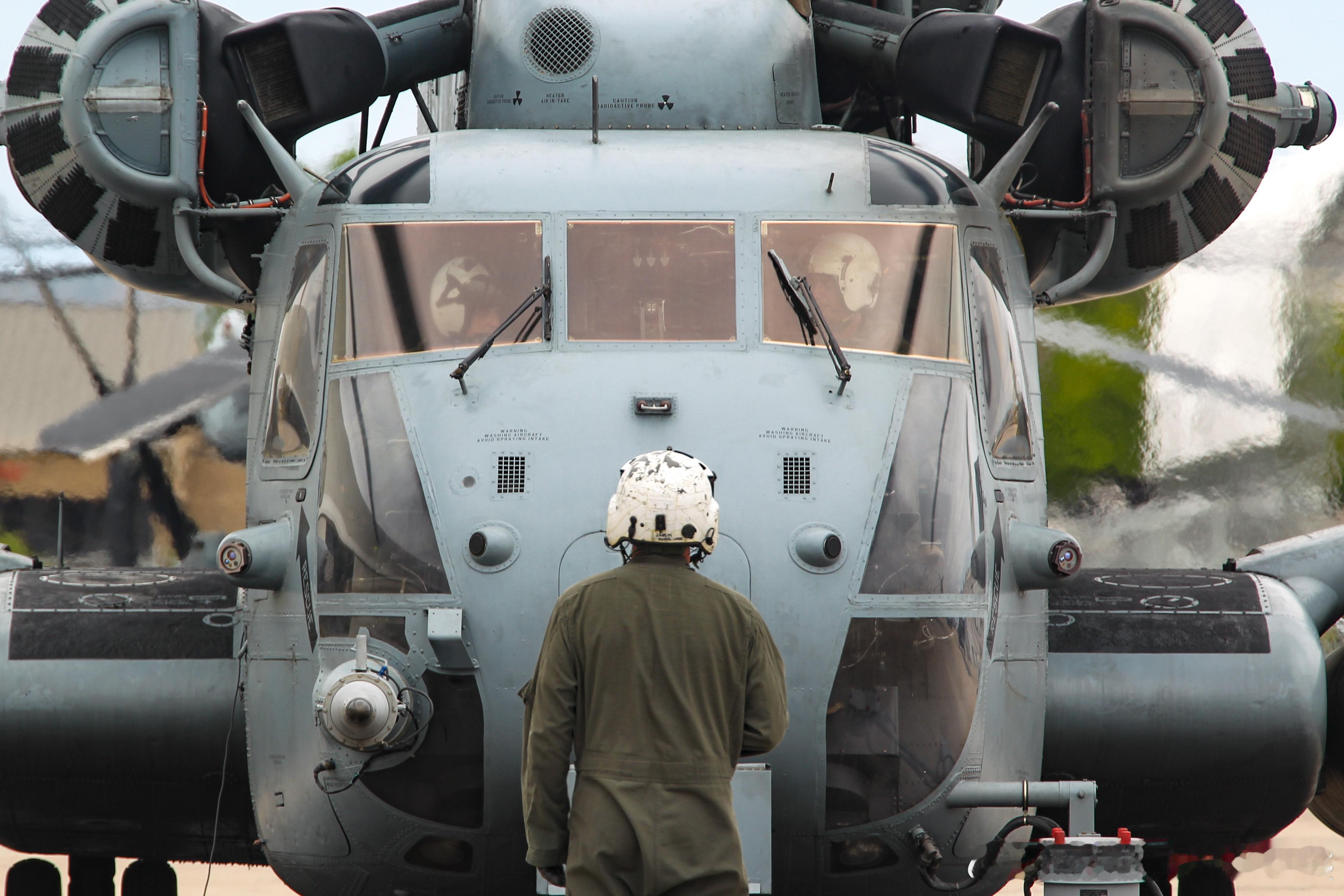 2025年6月3日，加州Marine Corps Air Station Mir