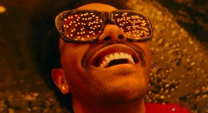 美国今年大选是深层次政府走向前台的元年。
马斯克为首的科技资本第一次大规模资金介