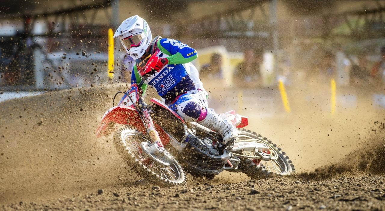 朗根费尔德逆转夺魁！2026 MXGP瑞典站MX2组风向多变！
北京时间8月16