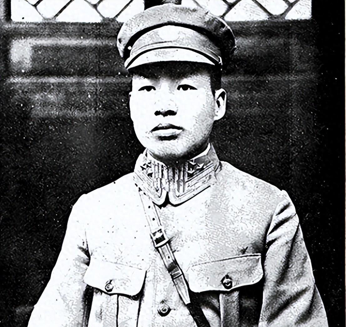 蒋介石头疼至极的军阀，独占一省十四年，还敢没收军统电台，究竟是什么来头？
193