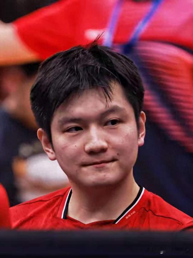 6小时2100万播放炸锅！樊振东脱稿发言破防，不按台本才最戳人