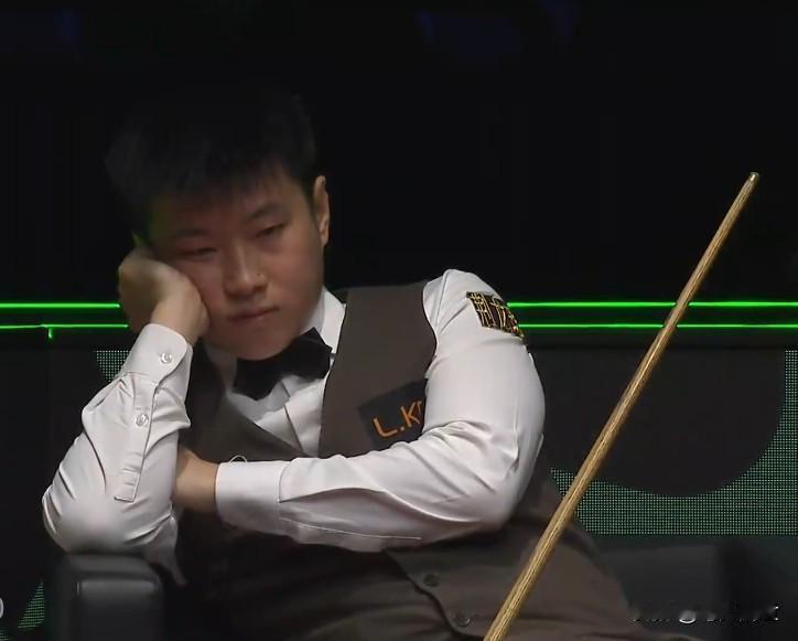 身体抱恙！决胜阶段赵公子前景堪忧。
2026斯诺克世界大奖赛，赵心童vs肖国栋的