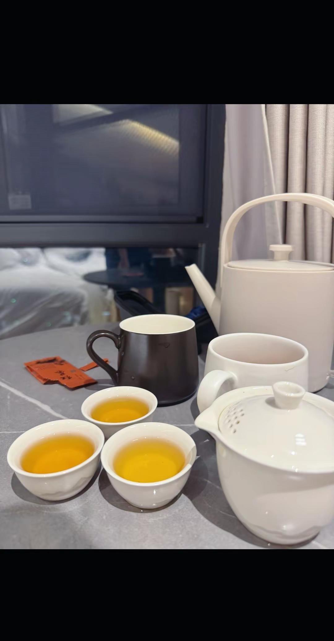 平安 是顶级的富贵局 别嫌日子沉闷 那不是平庸 是岁月静好