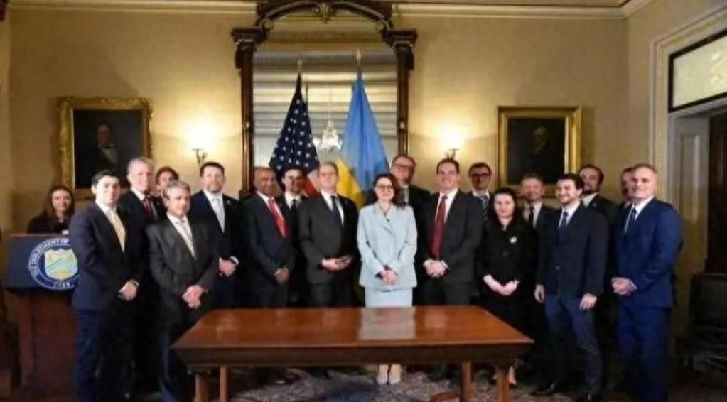 仗打完了，分赃开始了，乌克兰这仗打完了，分赃开始了，地归俄罗斯，钱归美国，命归乌