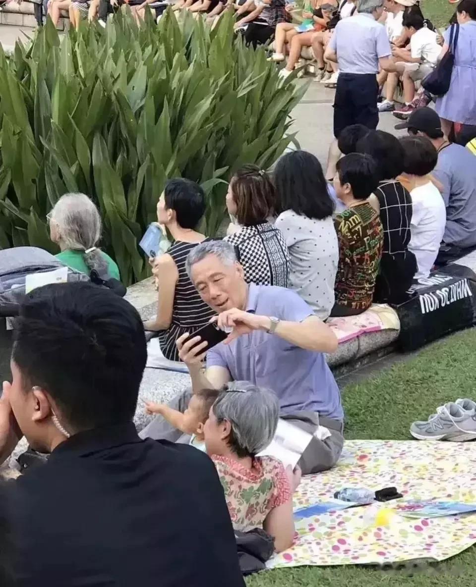 公平的制度才能使人活得安稳—李显龙
在文明社会，任何人的生命都是等值的，不等值的