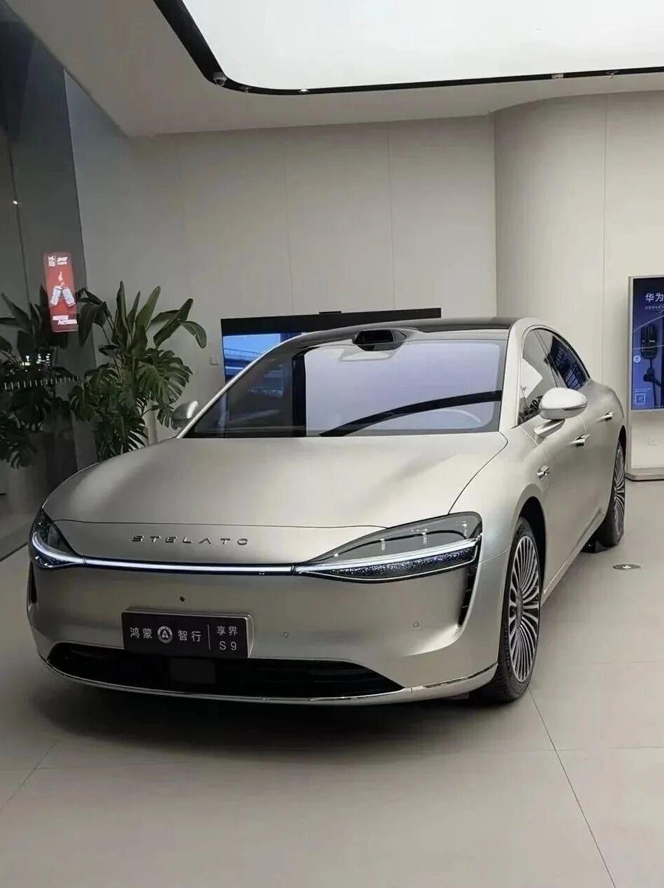 二手卖22万，这台“准新”享界S9是馅饼还是陷阱？二手车商那里有一台2024年享