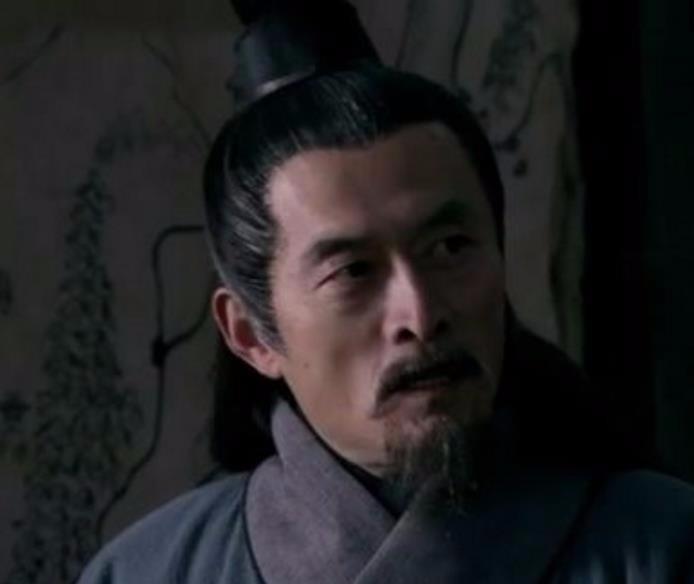 “他被剜去膝盖骨，关在猪圈三年；出逃时连站都站不稳，却用一招‘围魏救赵’，让庞涓