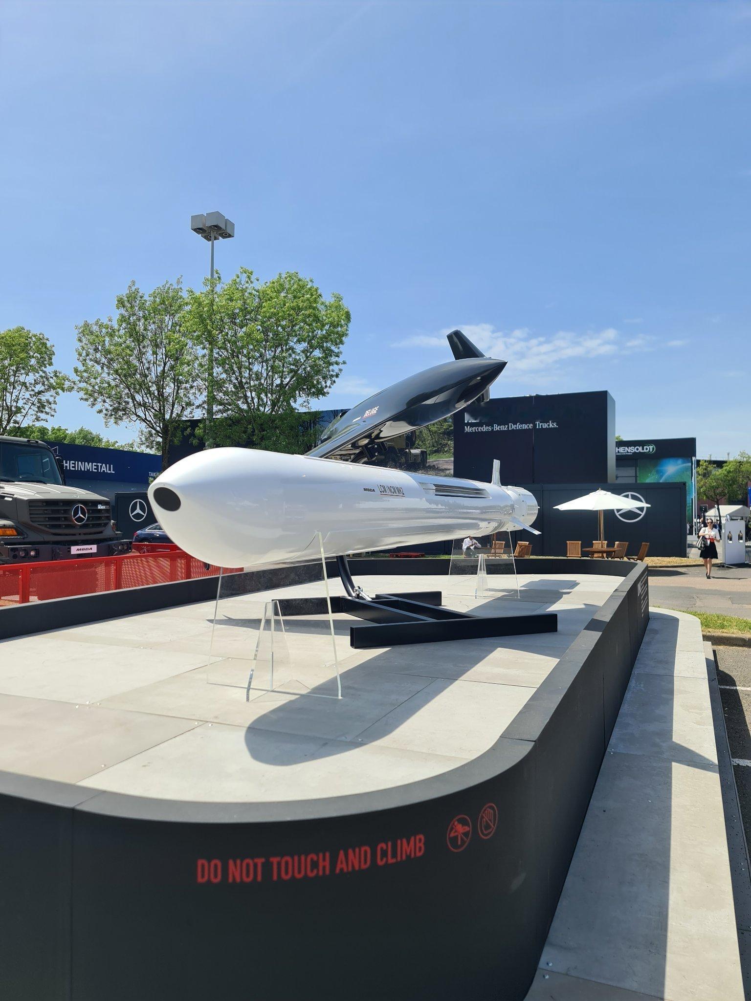 法版小摩托ABC2026年度欧洲国际陆空防务与安全展（Eurosatory  2