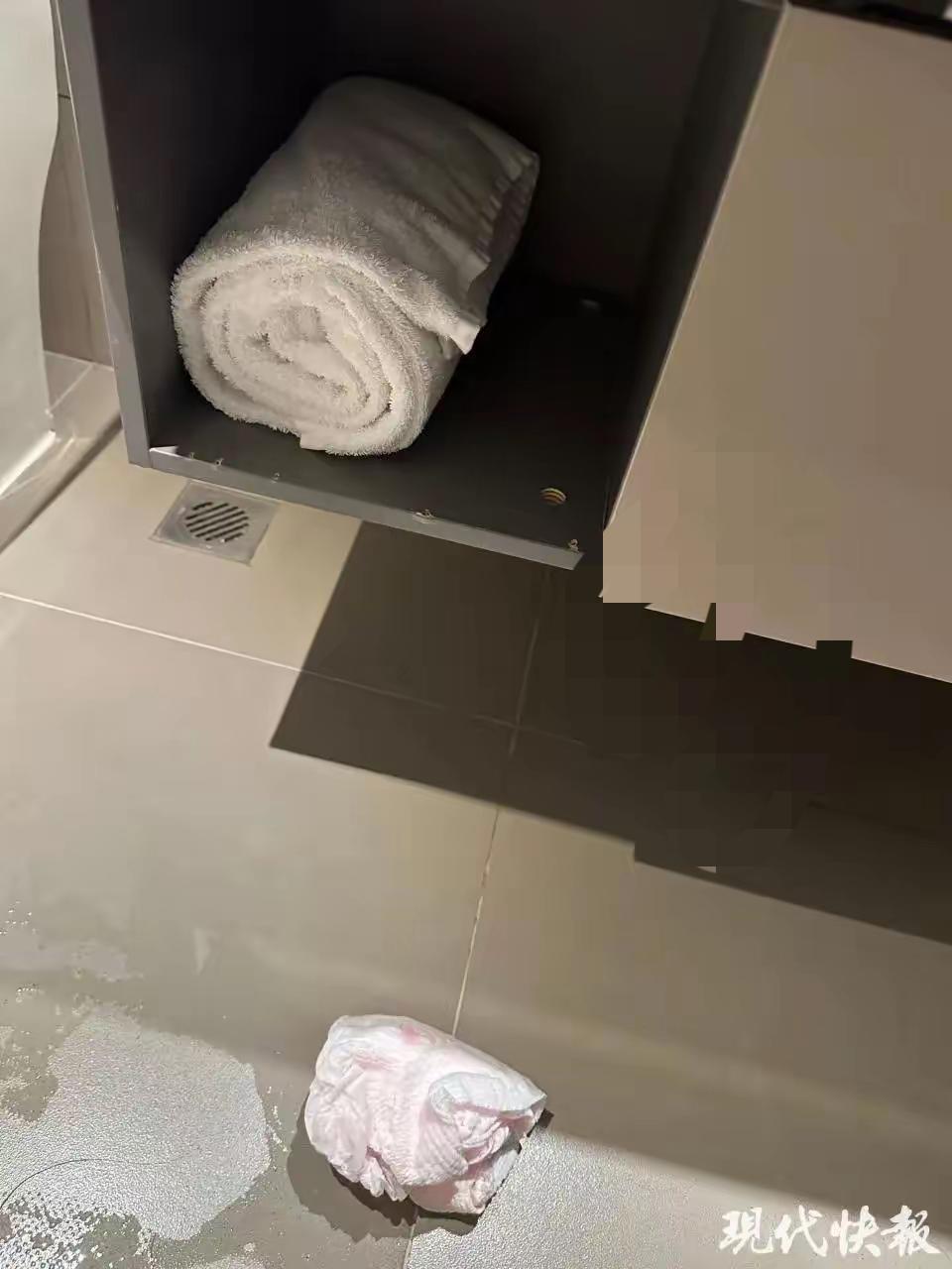 情侣在河北一酒店卫生间发现使用过的安睡裤？涉事酒店道歉并退住宿费

酒店惊魂！情