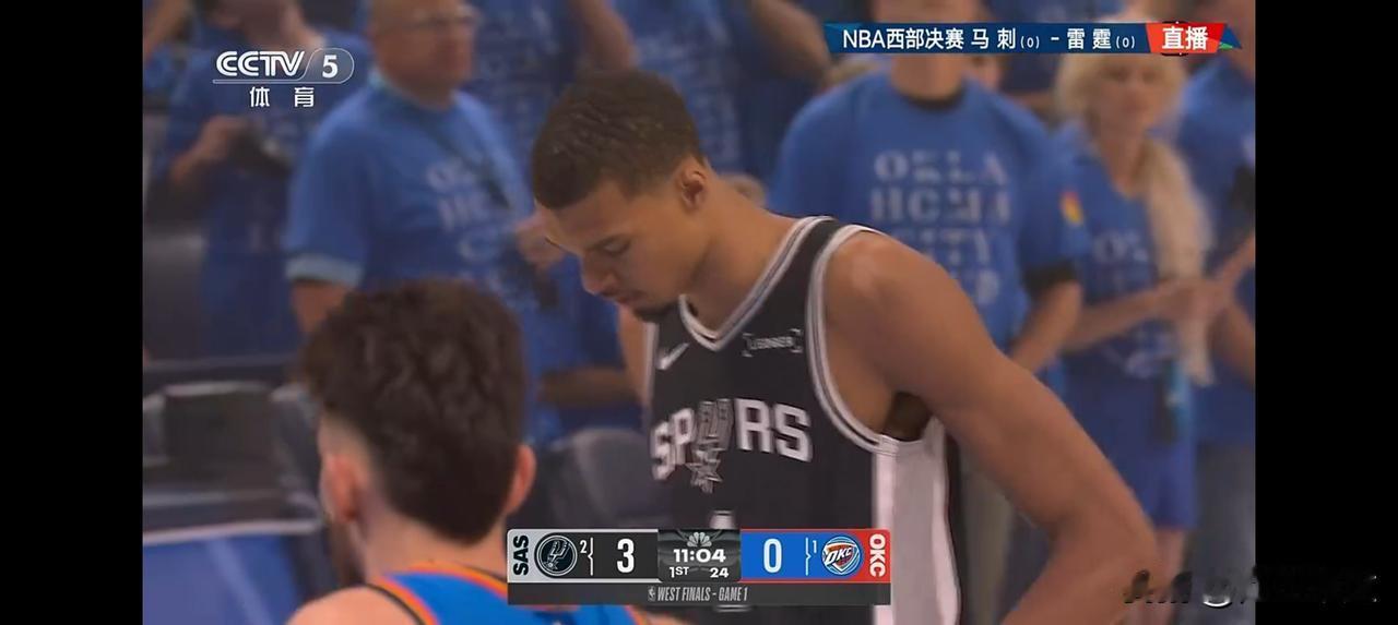 马刺开场打了雷霆一个7:0！文班亚马攻防两端均给雷霆带来很大的困难！
马刺开场文