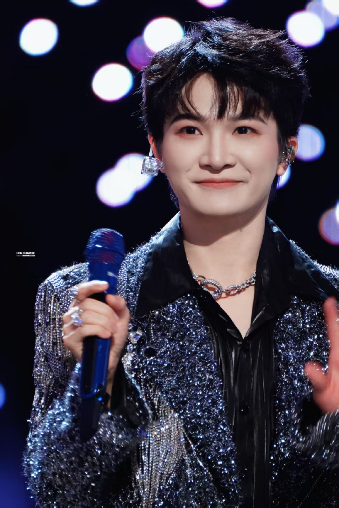 周深奔腾万里埋了彩蛋 哇塞！周深开年新歌《奔腾》和《万里》，原来埋了“奔腾万里”