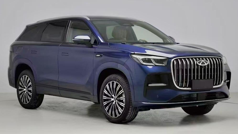 瑞虎9中期改款车型申报车辆采用全新前脸尾部设计全新内饰布局，新车采用全新前脸造型