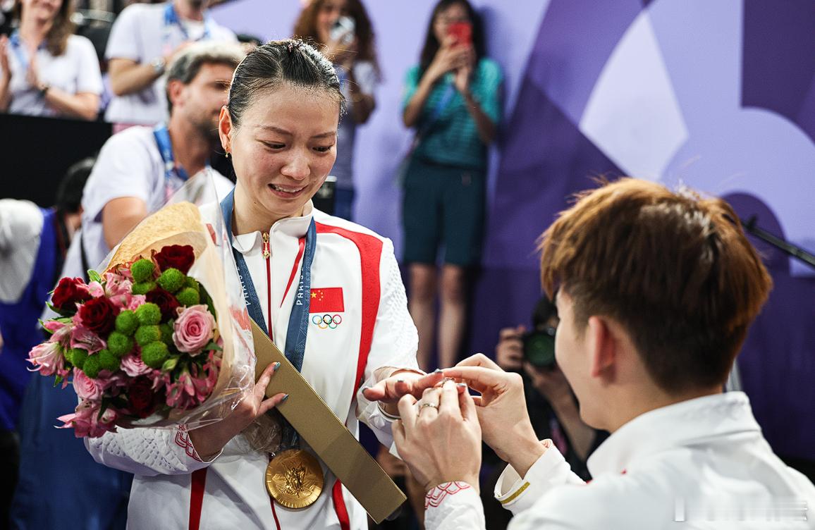 #黄雅琼被求婚了# 挺好的，没嫁给娱乐明星，造福下一代，多生几个奥运冠军！#奥运