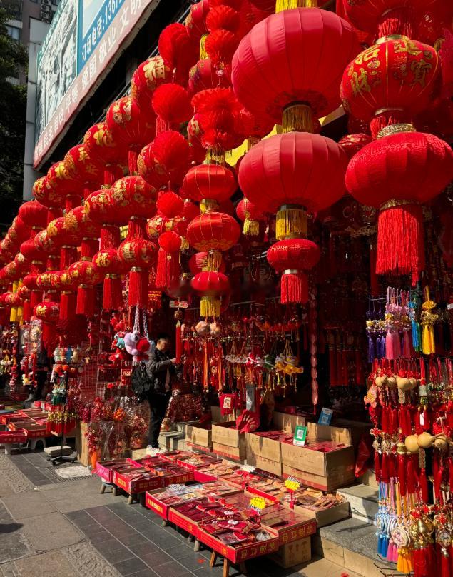 各位伙伴们，收官之战早上好，今天忙完手里的活儿，咱们就正式开启春节模式啦！窗外早