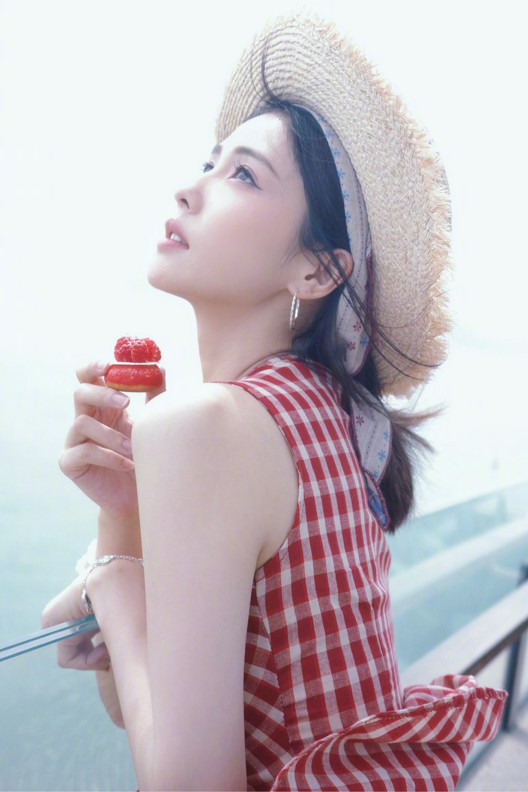 电视剧玉楼春[超话]  奔赴漫天星河🌠目光所至处处皆是你的身影白鹿 🥀白鹿王