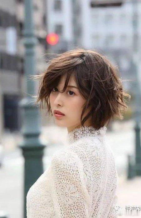 我葵愛妃要退了………………[泪][泪][泪][泪][泪] ​​​