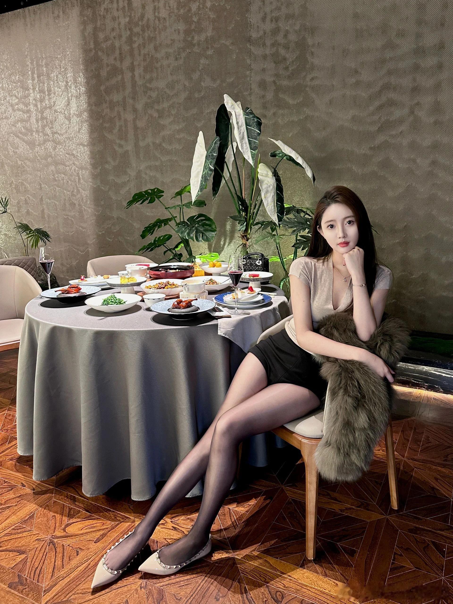 黑丝平底鞋～性感又可爱 ​​​