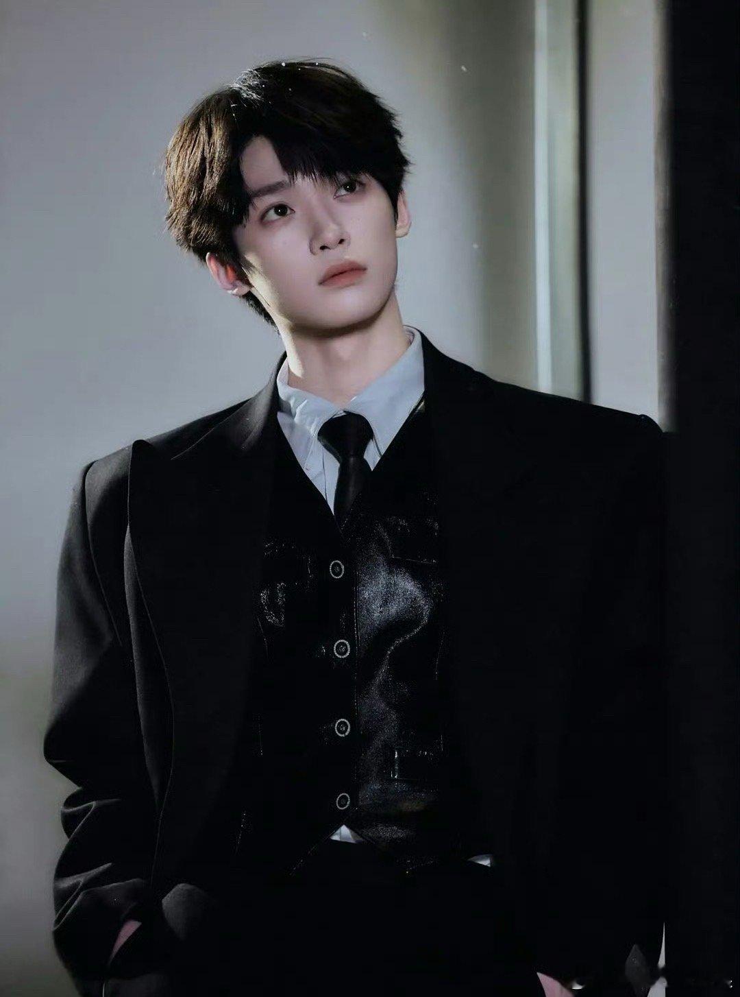 梓渝下雪硬照 氛围感如何梓渝初雪照