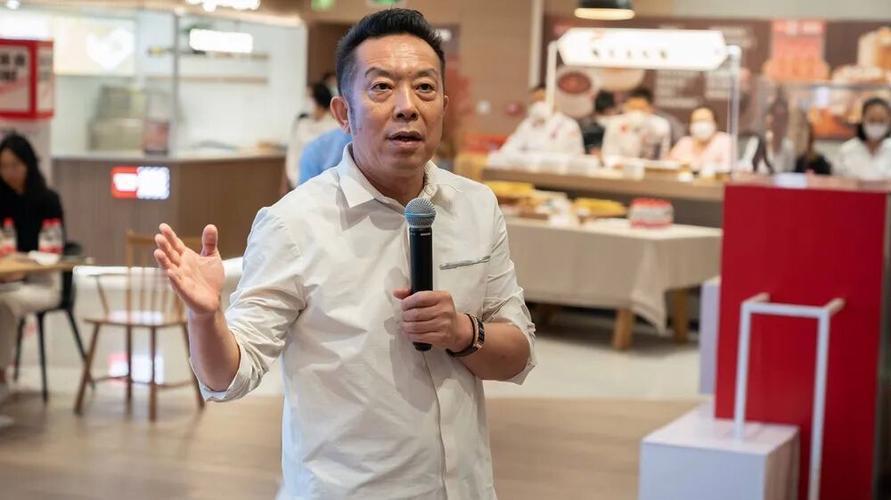 贾国龙说假如西贝活不下去，和夫人回草原放羊！
        西贝，那个曾经喊着