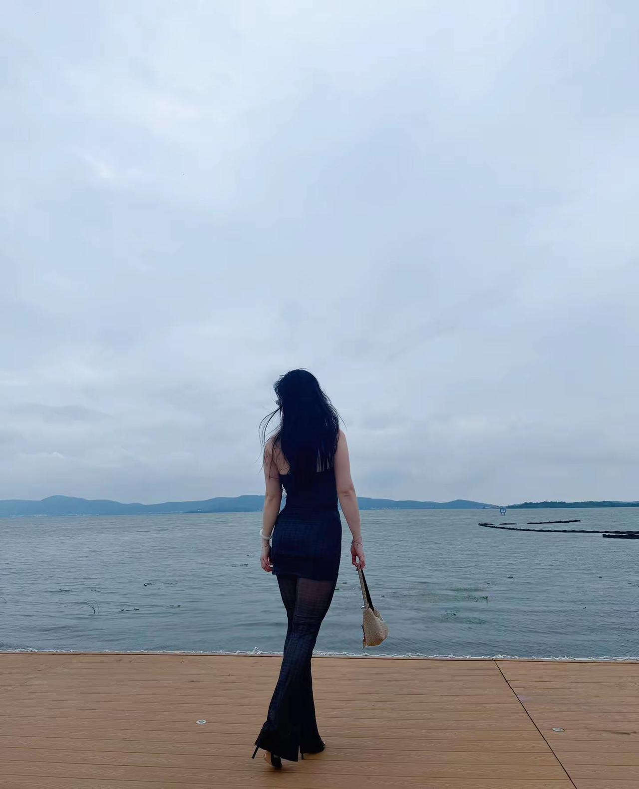 倘若时间只是人为的停顿氛围感 我的渴望自带BGM