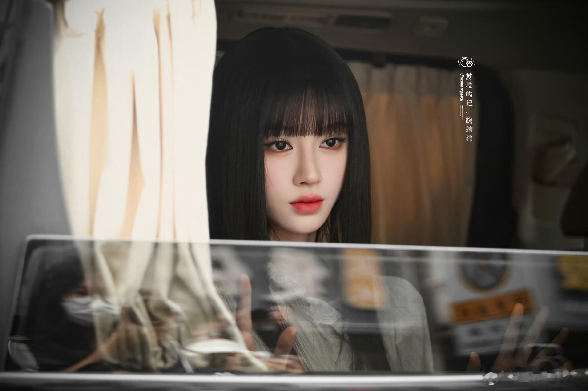 鞠婧祎 jjy鞠婧祎阿黛jjy鞠婧祎来战课堂上发呆都是在脑补你也喜欢我的场景