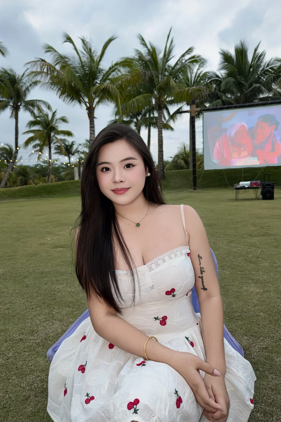 （双鱼）拥有娃娃脸+御姐的身材是什么体验？