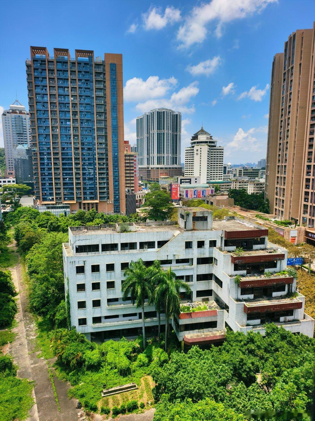 中山商业城建观察录 尖沙咀西区还有不少历史纠结地块🉑开发，富华道以北有著名的马
