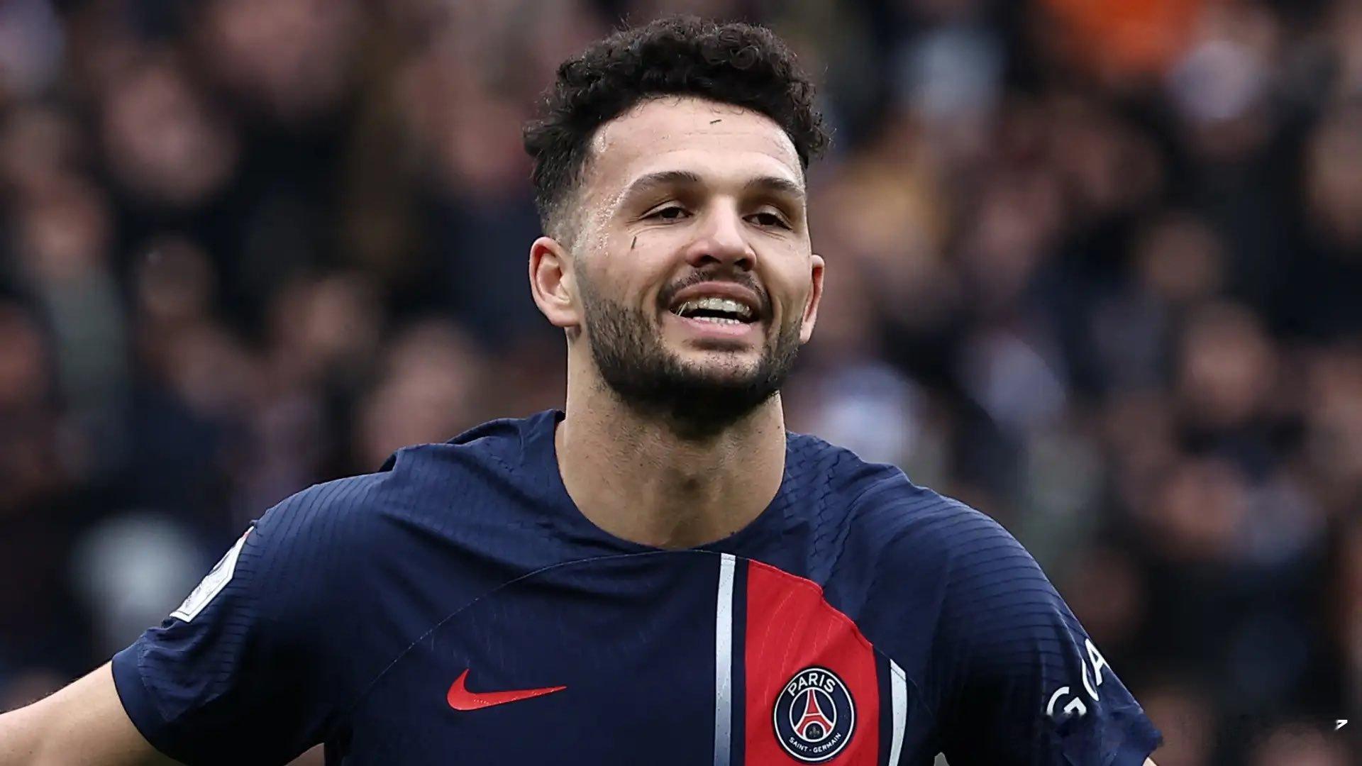 路边摊媒体透露利物浦正考虑以半年租借合同引进巴黎圣日耳曼前锋贡萨拉莫斯。在伊萨克