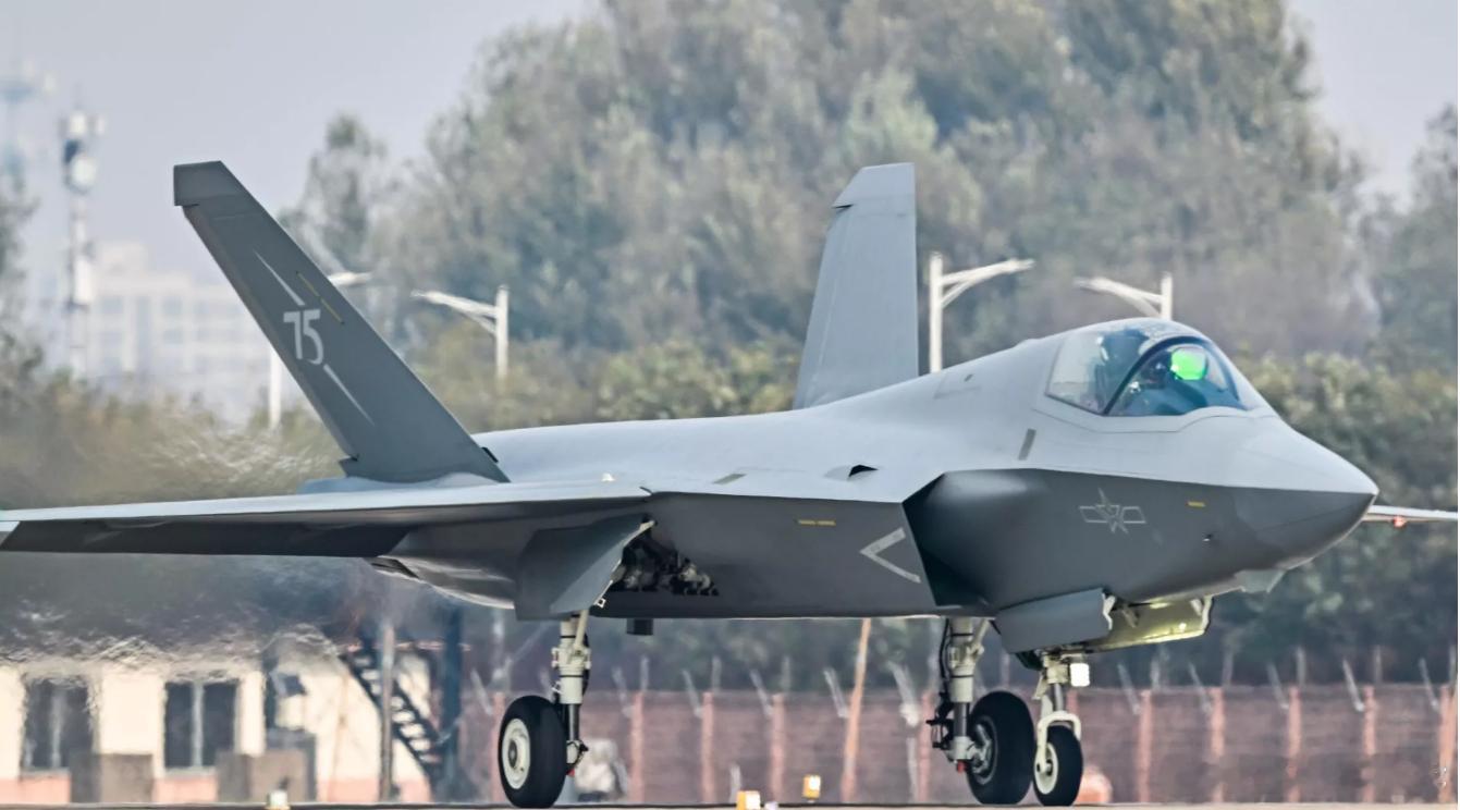 歼-35已达可观双位数，正向三位数冲刺，未来将生产1000架以上2025年，沈飞