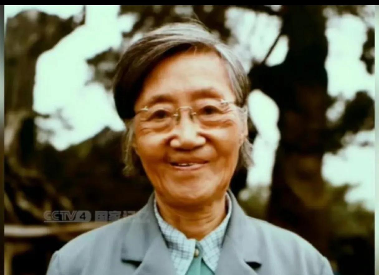“两弹一星”元勋，唯一的一位女性科学家—王承书和于敏。