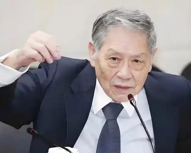 帅化民曾经在公开场合直言；不是我喜欢吹捧中国大陆的军武科技，反而我特别讨厌解放军