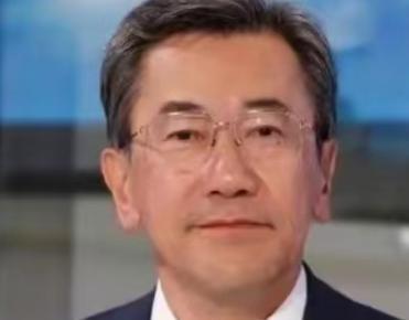 日本前大使在接受德国媒体采访的时候表示：现在的中国眼里只有美国，根本没有德国与日