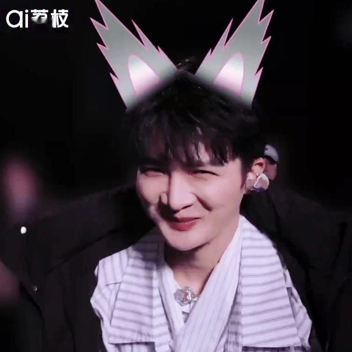 周深周深新歌地球没有你全是心里话 今日周三咯，家米们记得领福袋哟！！ 