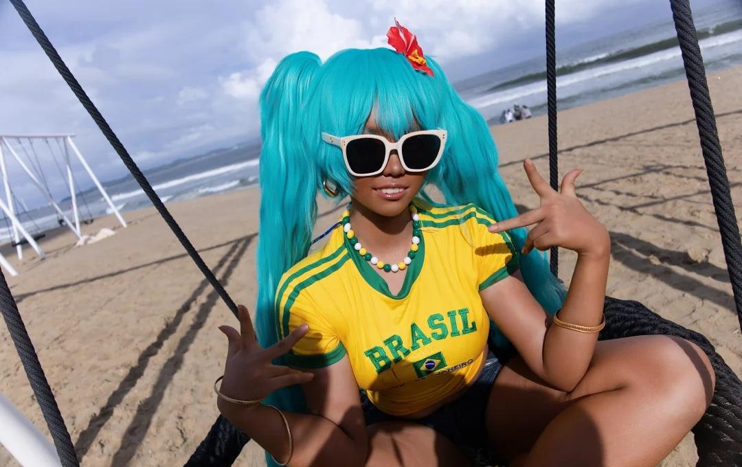 巴西初音🇧🇷
cos 初音 初始之音响彻未来 miku