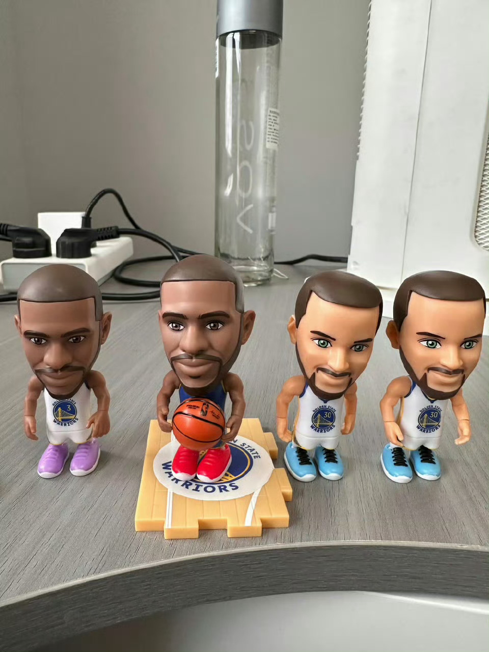 好久没来了猜库里明天得分？猜对的拿走一个手办新赛季篮不住我的观赛搭子