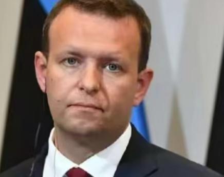 就怕中国怕不怕？强大的爱沙尼亚向中国发出最后的警告：中国必须在俄罗斯和爱沙尼亚之