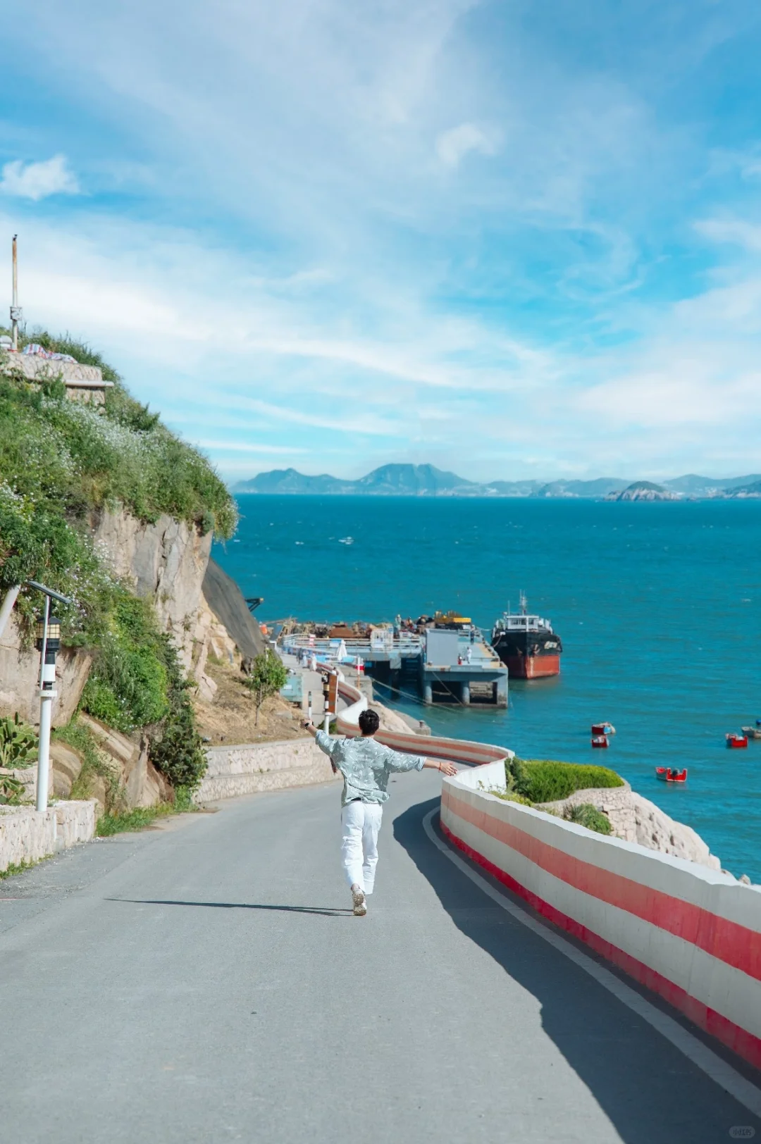 浪漫天花板 在国内找到了梦中情岛