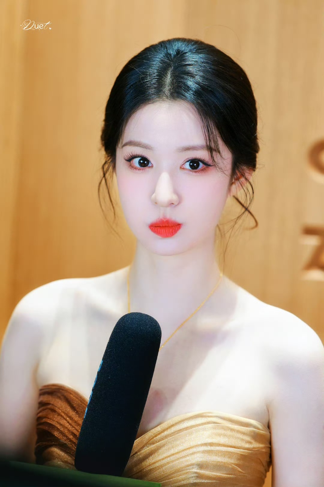 王楚然猫塑比心 王楚然的猫塑我愿意给满分，直接就是让大家看到了一个超级美，超级精