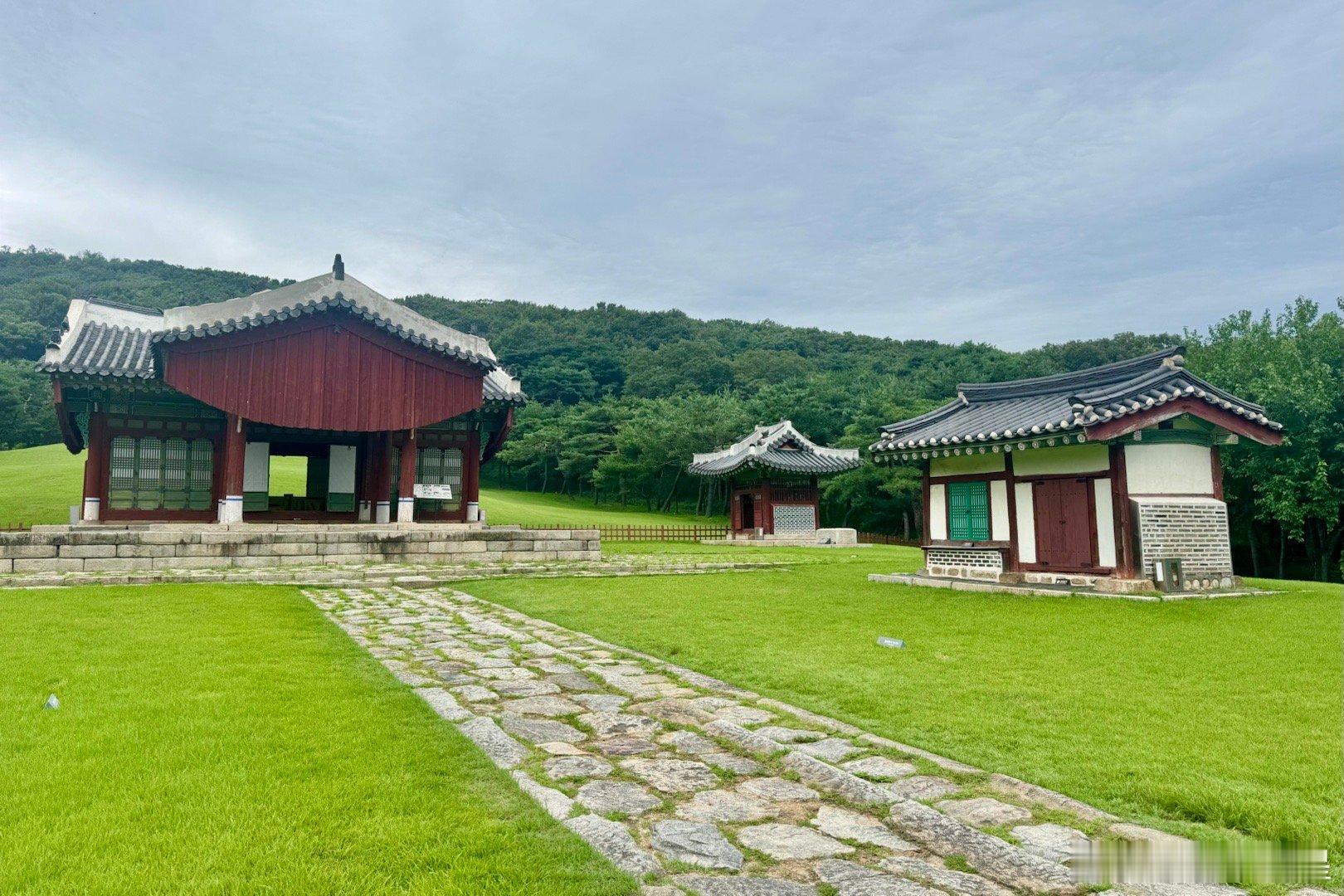 韩国世界文化遗产朝鲜王陵之元宗章陵。朝鲜元宗李琈（1580年—1620年）是朝鲜