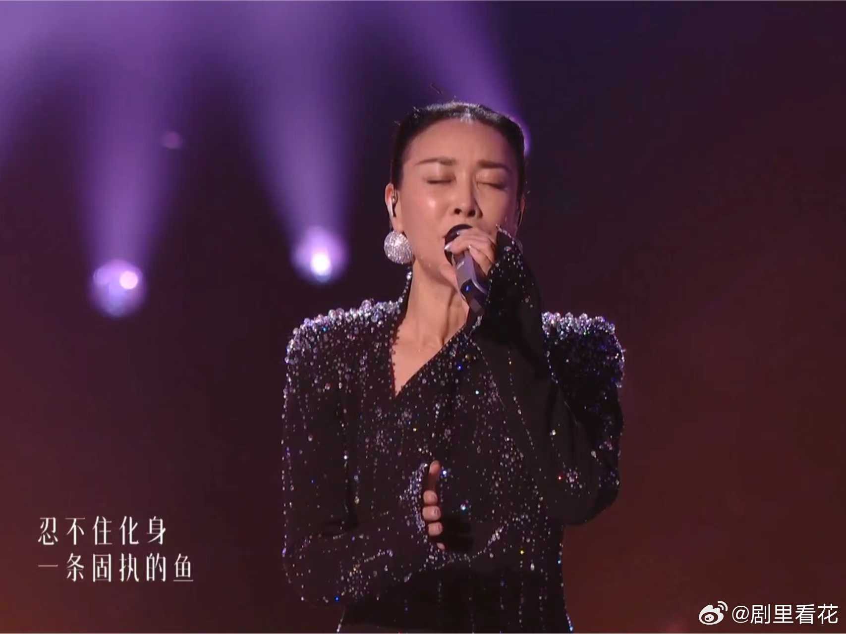 尹约真的是音综锦鲤吧尹约音综锦鲤实至名归 从幕后金曲到台前综艺，尹约总能带来惊喜