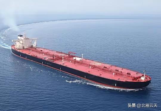 全球油路“断喉”：霍尔木兹海峡油轮通行“基本停止”

2026年7月8日，一条消