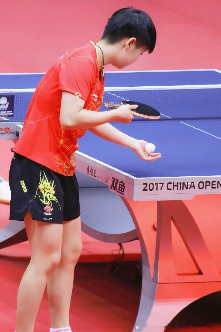 浅红色小莎莎好可爱吧孙颖莎